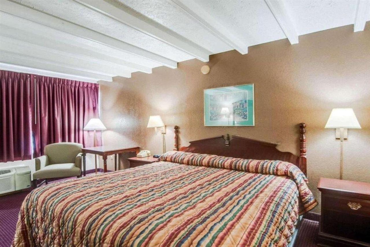 Rodeway Inn Galax Highway 58 Ngoại thất bức ảnh